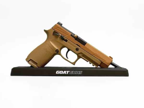 Goat Guns miniature toy model Sig Sauer M17 - Coyote